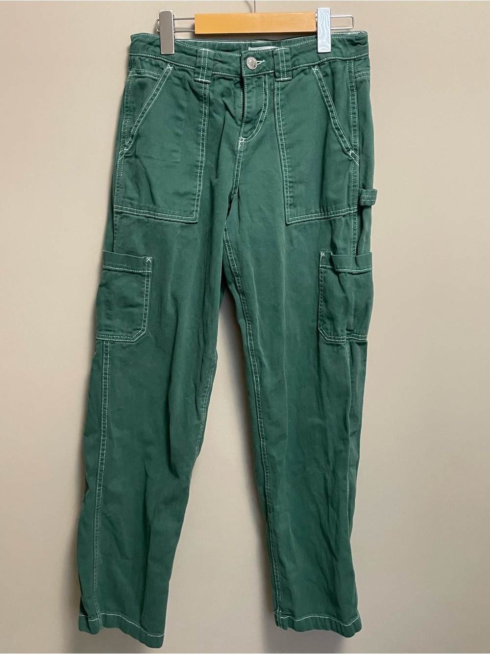 Garage Green Cargo Pants Contrast Stitching Women’s Size 1